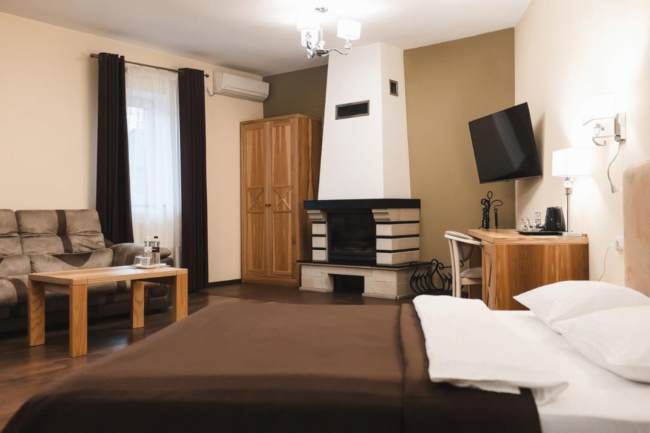 Sofia Hotel Velyka Omelyana Εξωτερικό φωτογραφία